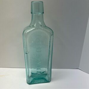 Stella-Vitamin E Chattanooga Tenn Thatcher Medicine Company Antique Aqua Bottle